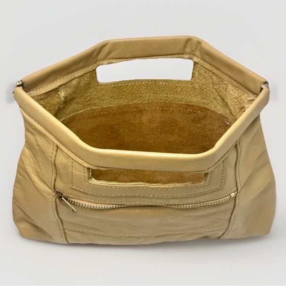 Vintage 1970s Tan/Beige Soft Leather Clutch Magnetic Closure w/ Gold Hardware - Picture 6 of 10